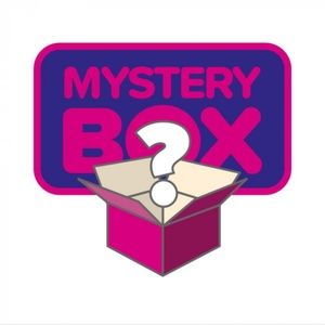Mystery Box: 1 pair of used shoes size 8